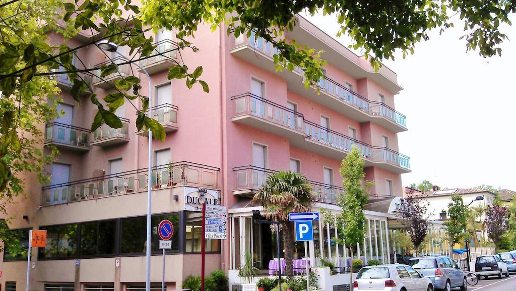 Hotel Ducale Cattolica Exterior foto